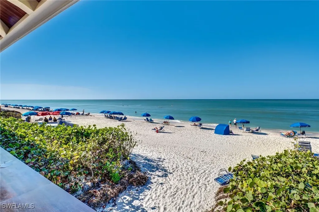 815 Bentwater Circle Naples FL 34108