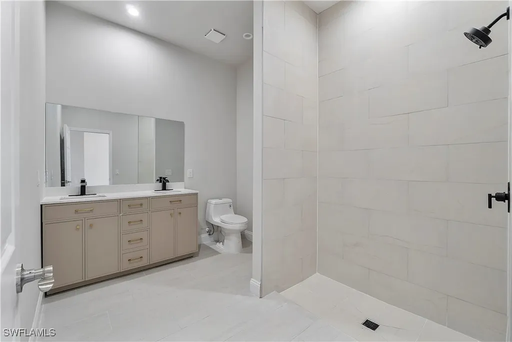 3702 66th Avenue NE Naples FL 34120