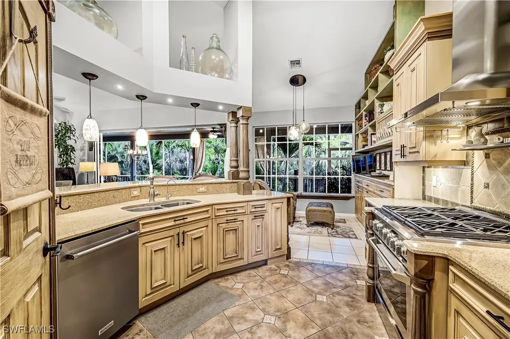 7130 Hendry Creek Drive Fort Myers FL 33908