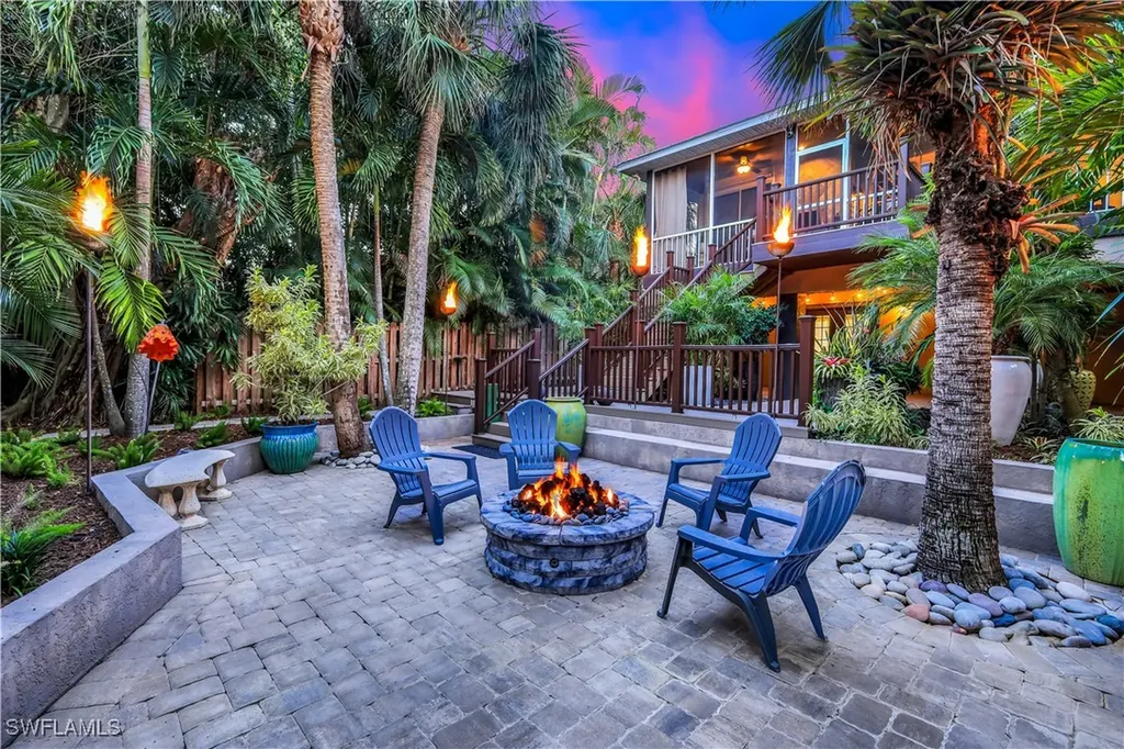 7130 Hendry Creek Drive Fort Myers FL 33908