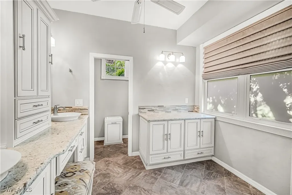 7130 Hendry Creek Drive Fort Myers FL 33908