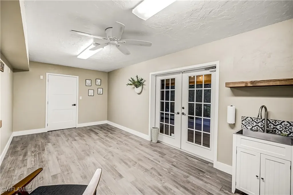7130 Hendry Creek Drive Fort Myers FL 33908