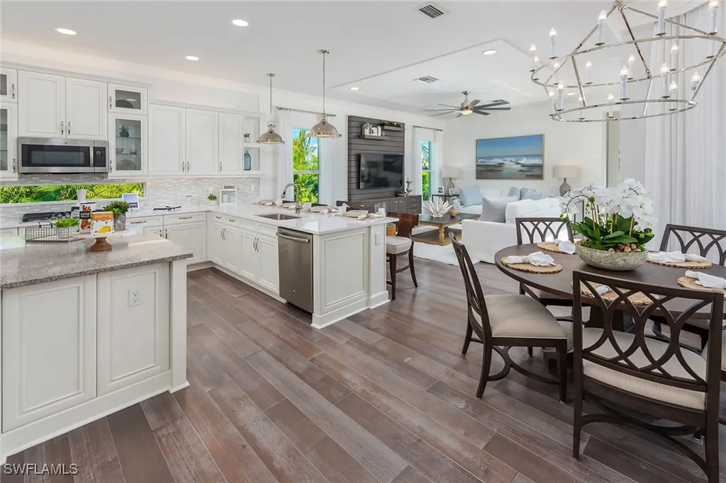 11256 Daphne Court Naples FL 34120