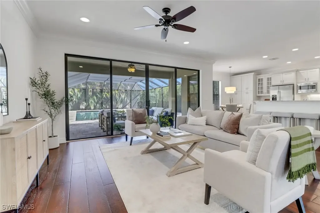 13577 Mandarin Circle Naples FL 34109