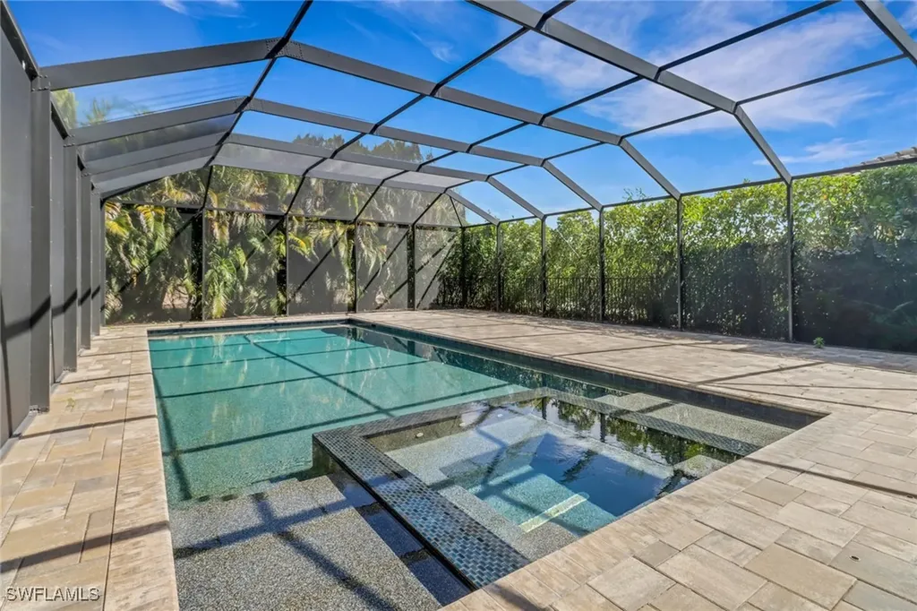 13577 Mandarin Circle Naples FL 34109