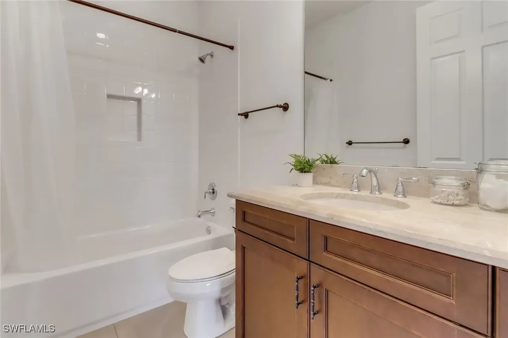 13577 Mandarin Circle Naples FL 34109