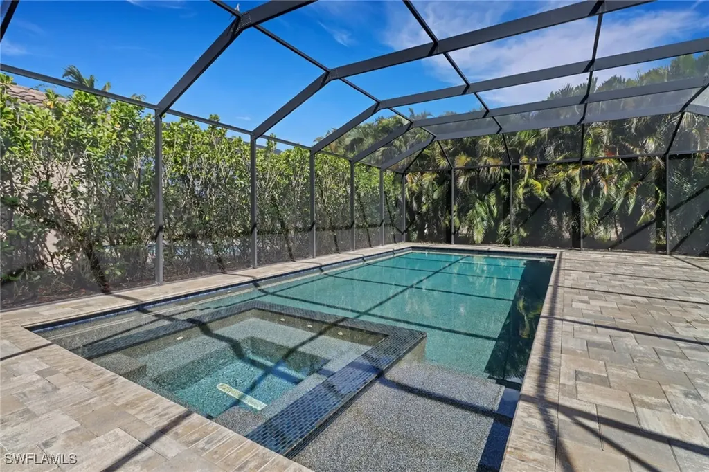 13577 Mandarin Circle Naples FL 34109