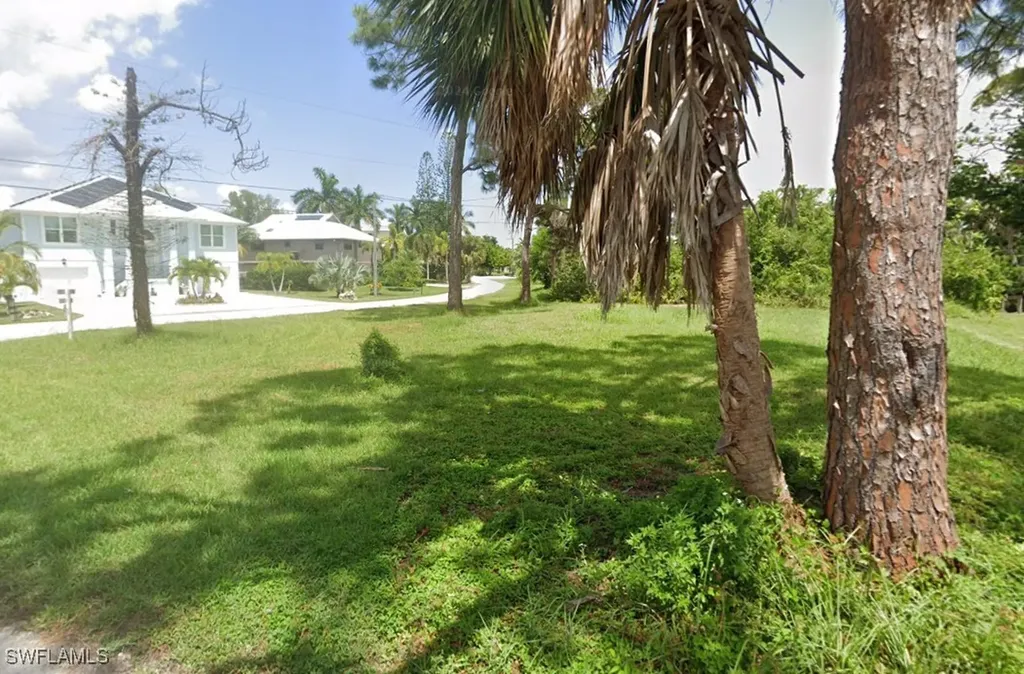 3615 Riviera Circle Bonita Springs FL 34134