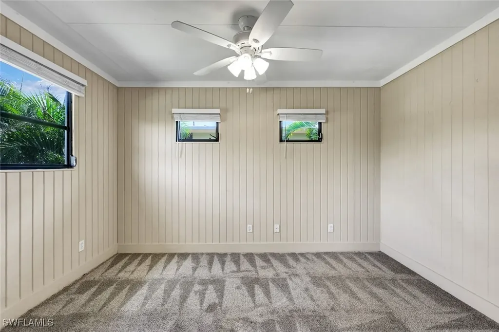 547 103rd Avenue N Naples FL 34108