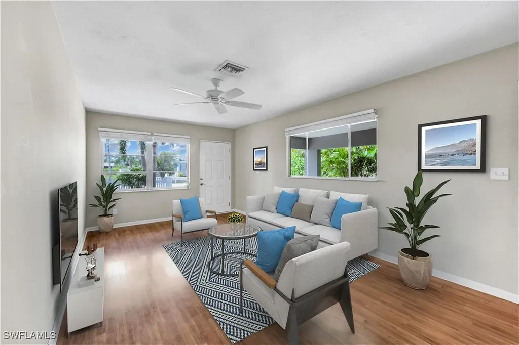 547 103rd Avenue N Naples FL 34108