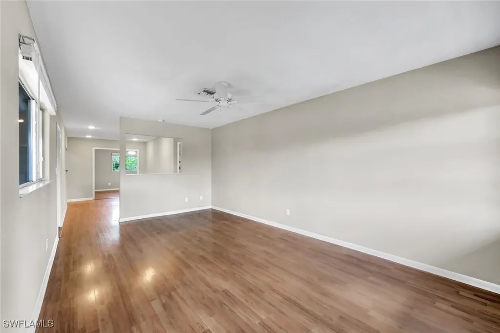 547 103rd Avenue N Naples FL 34108