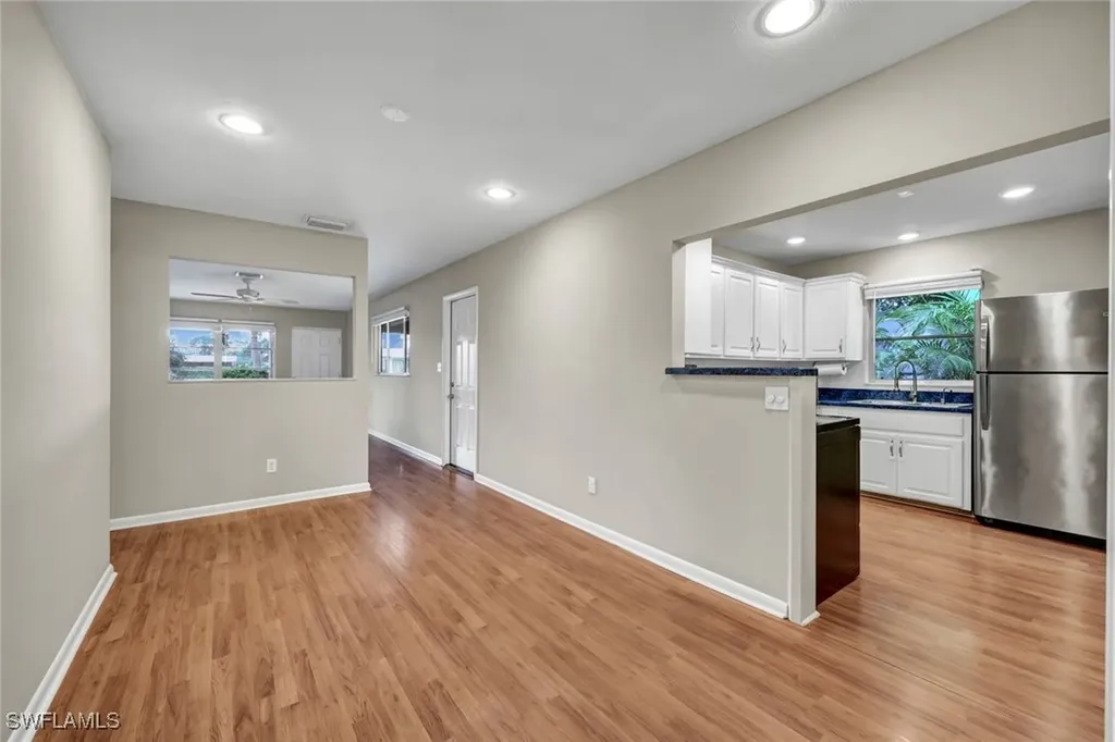 547 103rd Avenue N Naples FL 34108