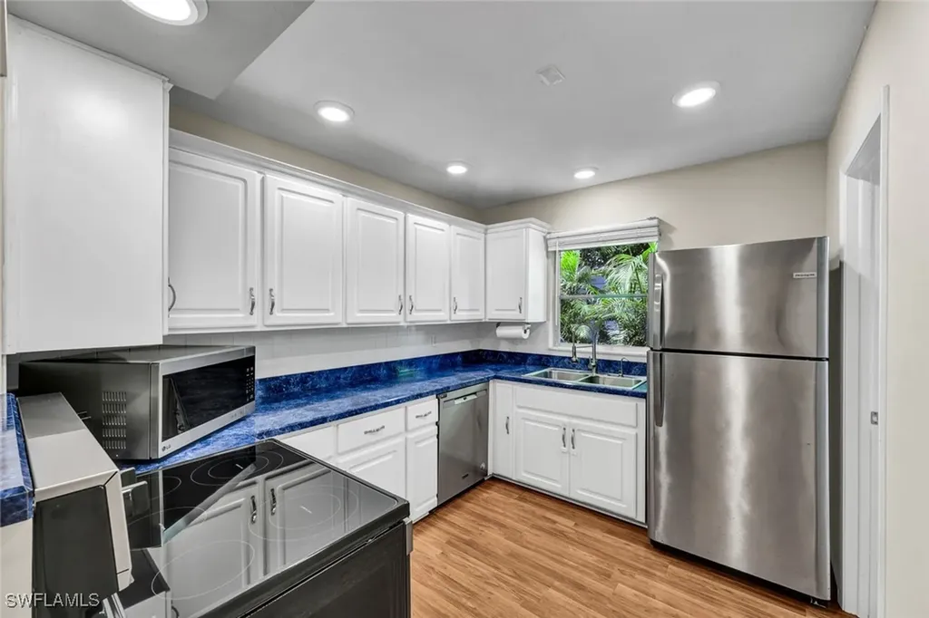 547 103rd Avenue N Naples FL 34108