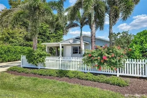 547 103RD Avenue N Naples FL 34108