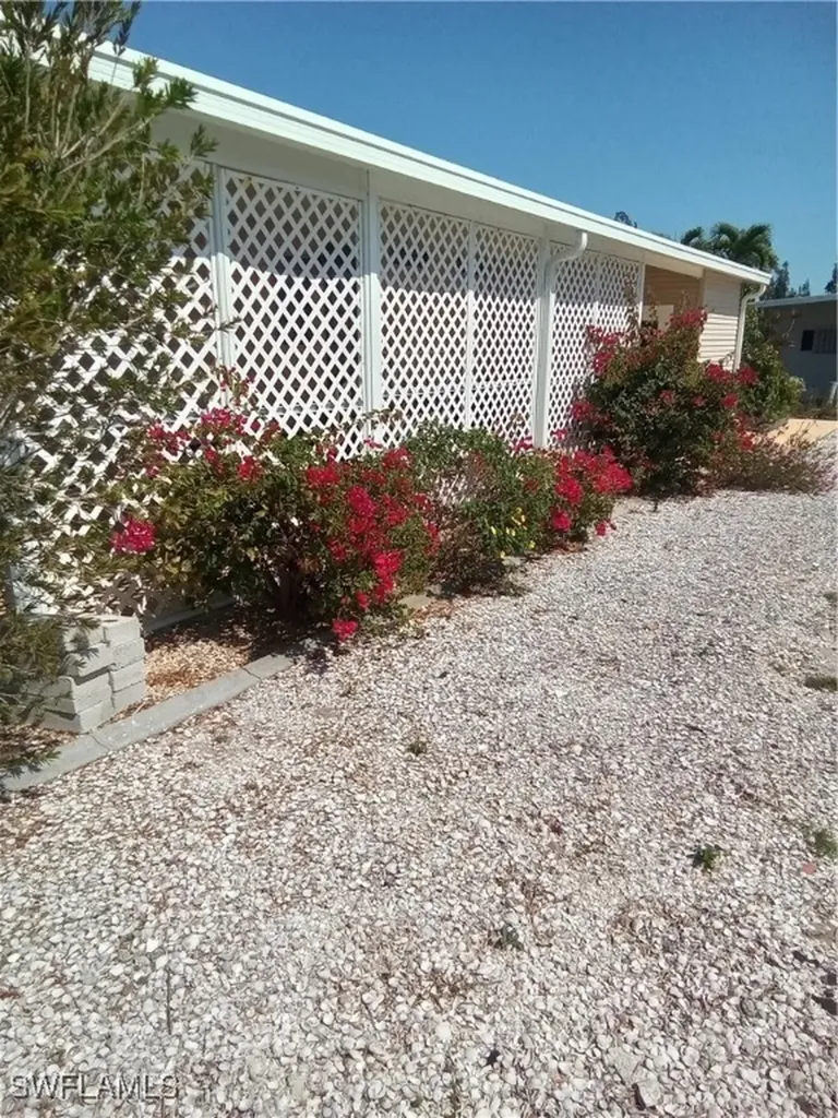 4925 Porky Lane St. James City FL 33956