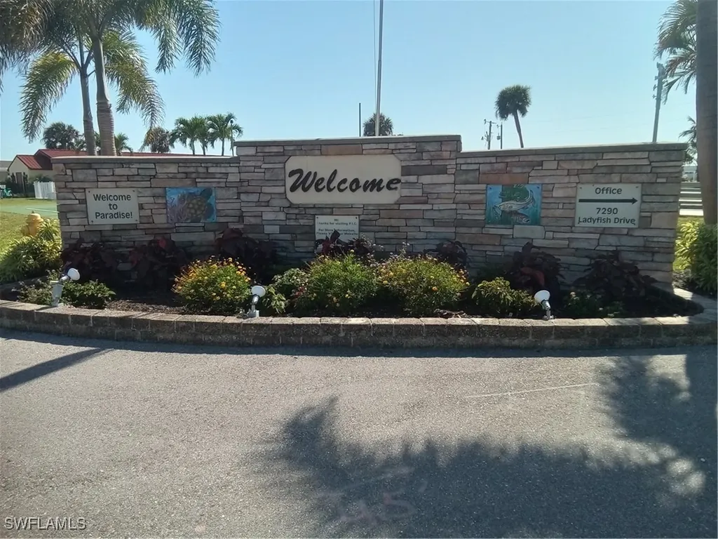 4925 Porky Lane St. James City FL 33956