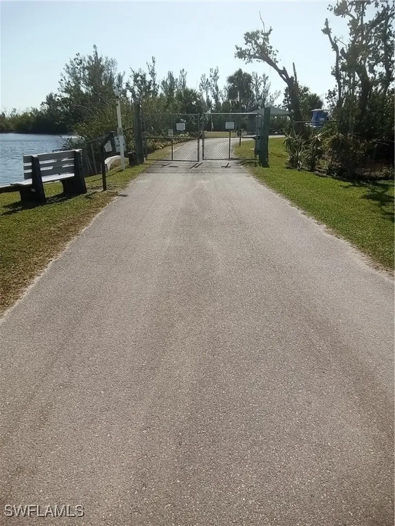 4925 Porky Lane St. James City FL 33956