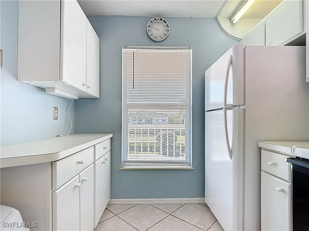 1025 Mainsail Drive Naples FL 34114
