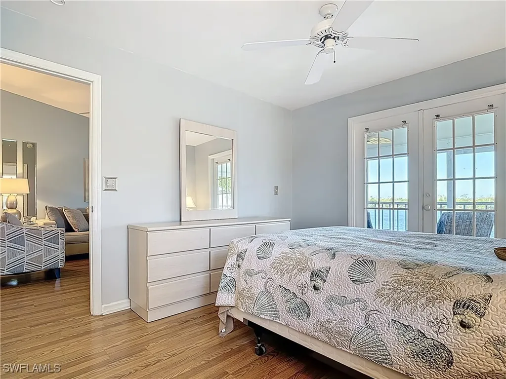 1025 Mainsail Drive Naples FL 34114