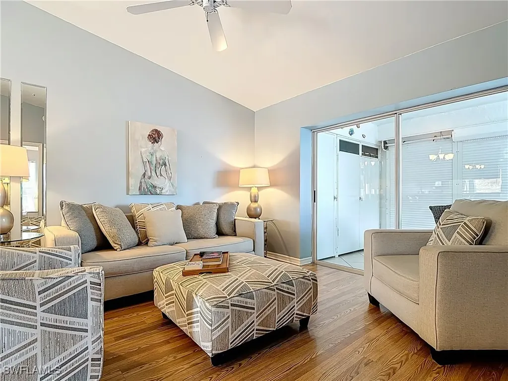 1025 Mainsail Drive Naples FL 34114
