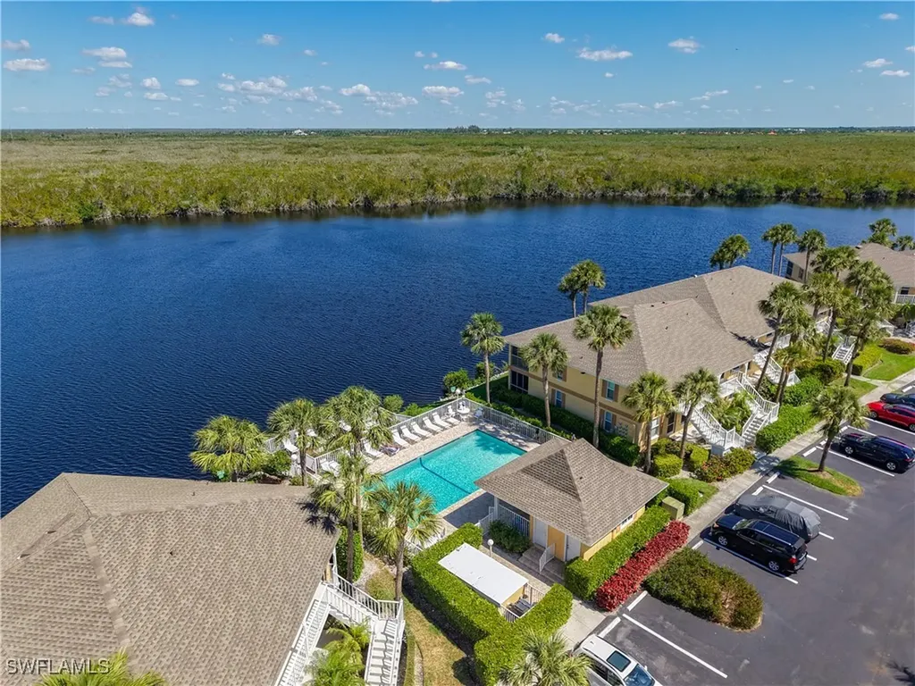 1025 Mainsail Drive Naples FL 34114