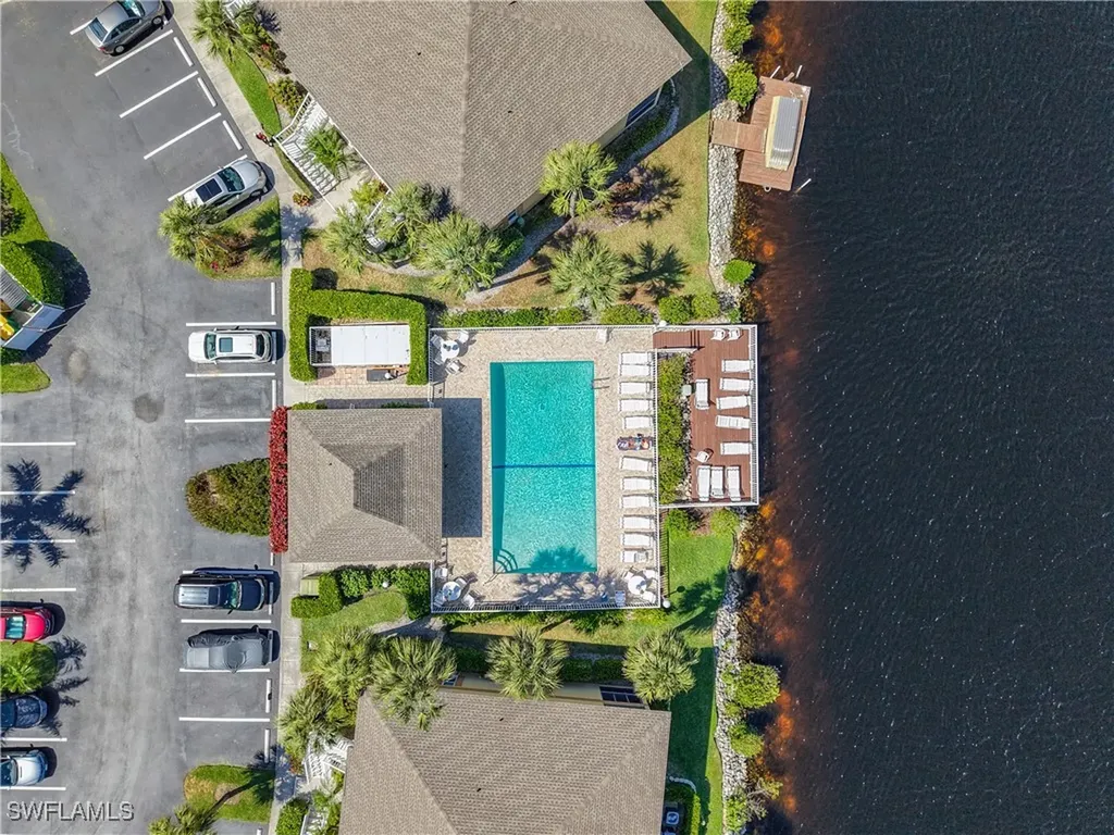 1025 Mainsail Drive Naples FL 34114