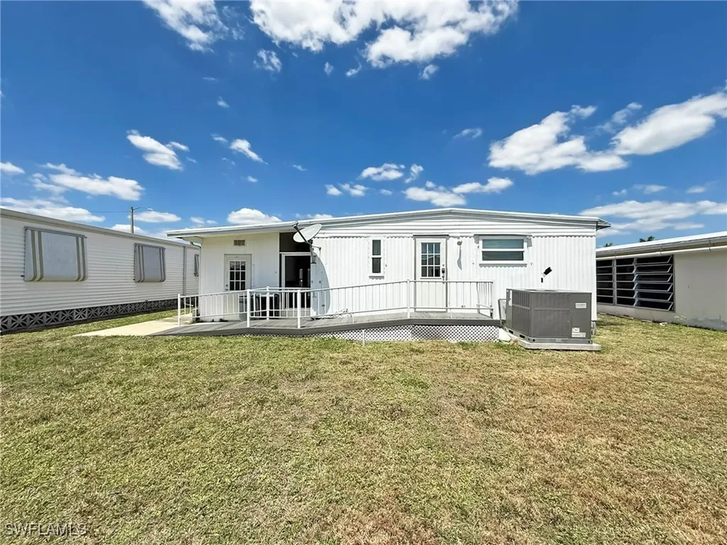 3388 Rainbow Lane North Fort Myers FL 33903