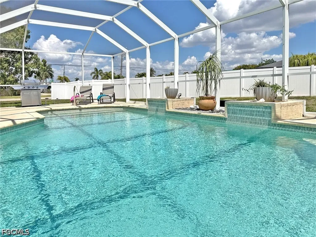 5201 Pocatella Court Cape Coral FL 33904