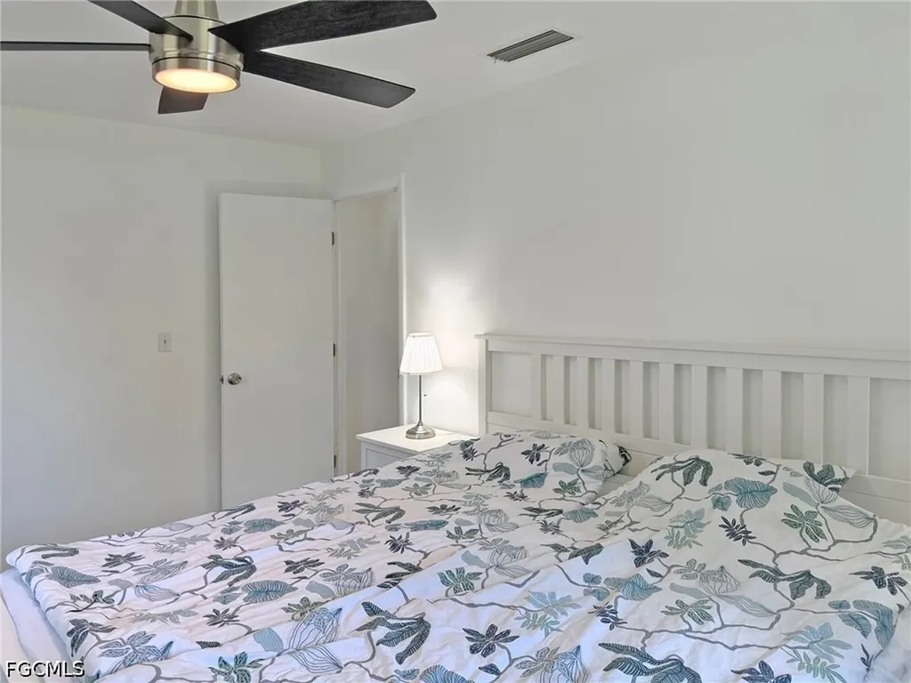 5201 Pocatella Court Cape Coral FL 33904
