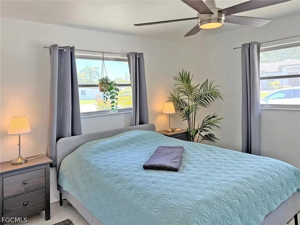 5201 Pocatella Court Cape Coral FL 33904