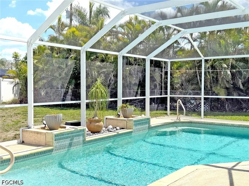 5201 Pocatella Court Cape Coral FL 33904