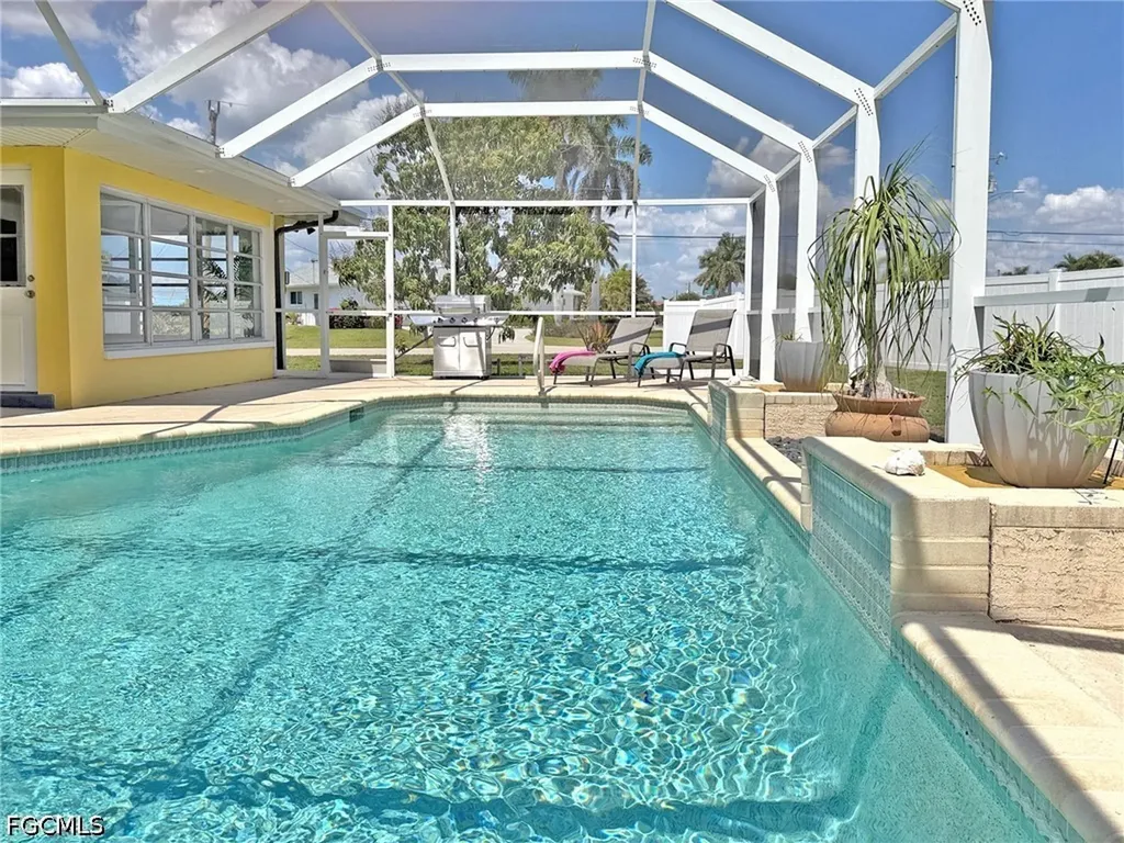 5201 Pocatella Court Cape Coral FL 33904