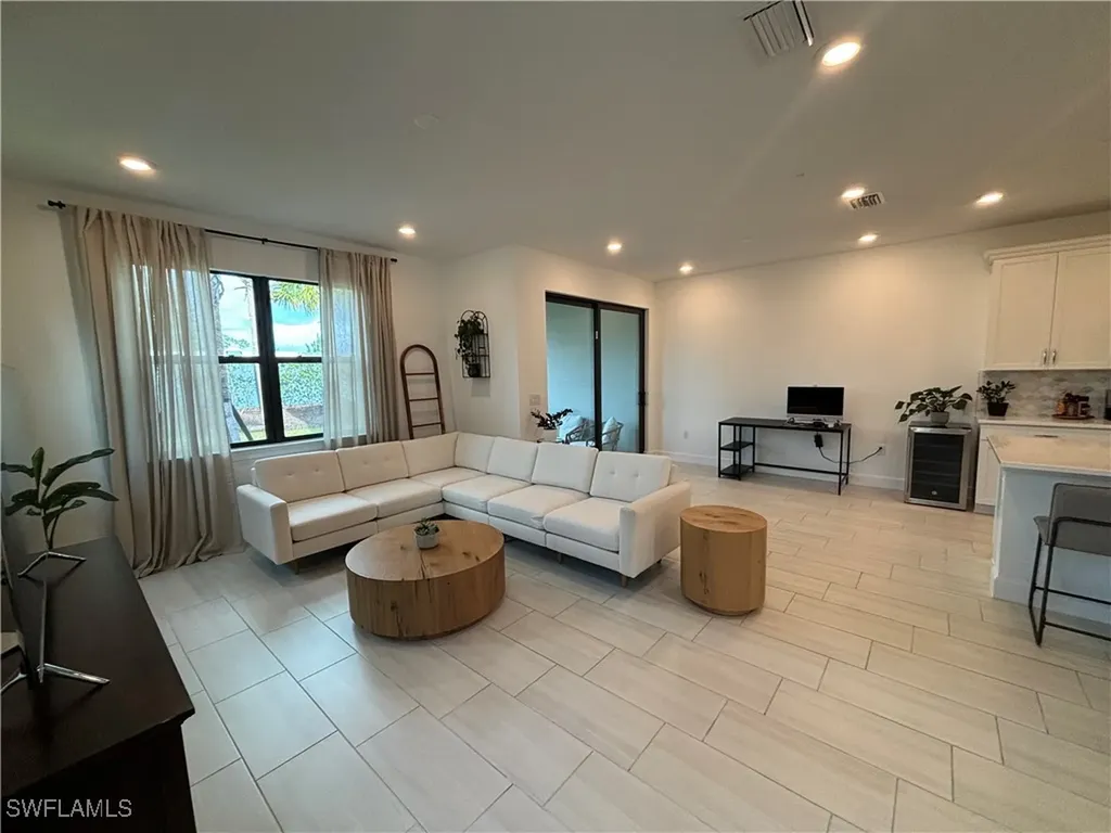 4074 Sonoma Oaks Circle Naples FL 34119