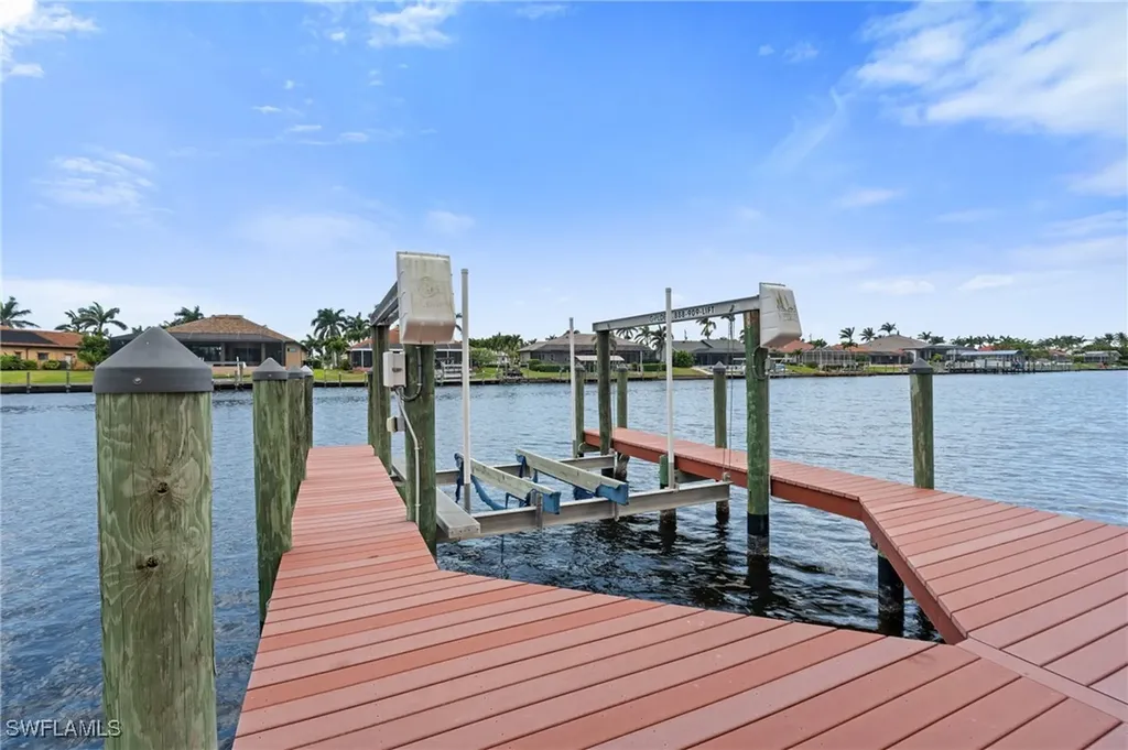 2512 SW 51st Street Cape Coral FL 33914