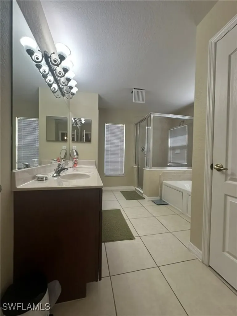 1722 NW 24th Place Cape Coral FL 33993