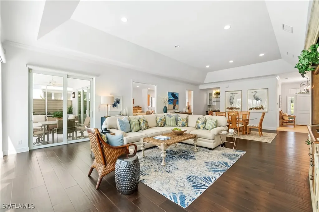 764 Ashburton Drive Naples FL 34110