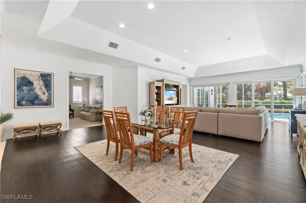 764 Ashburton Drive Naples FL 34110