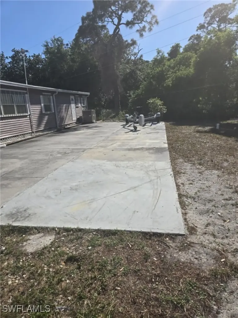 20640 River Drive Estero FL 33928