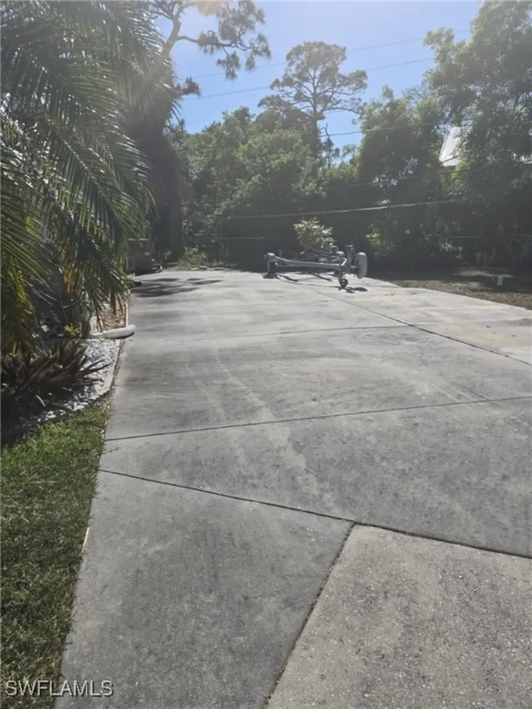 20640 River Drive Estero FL 33928