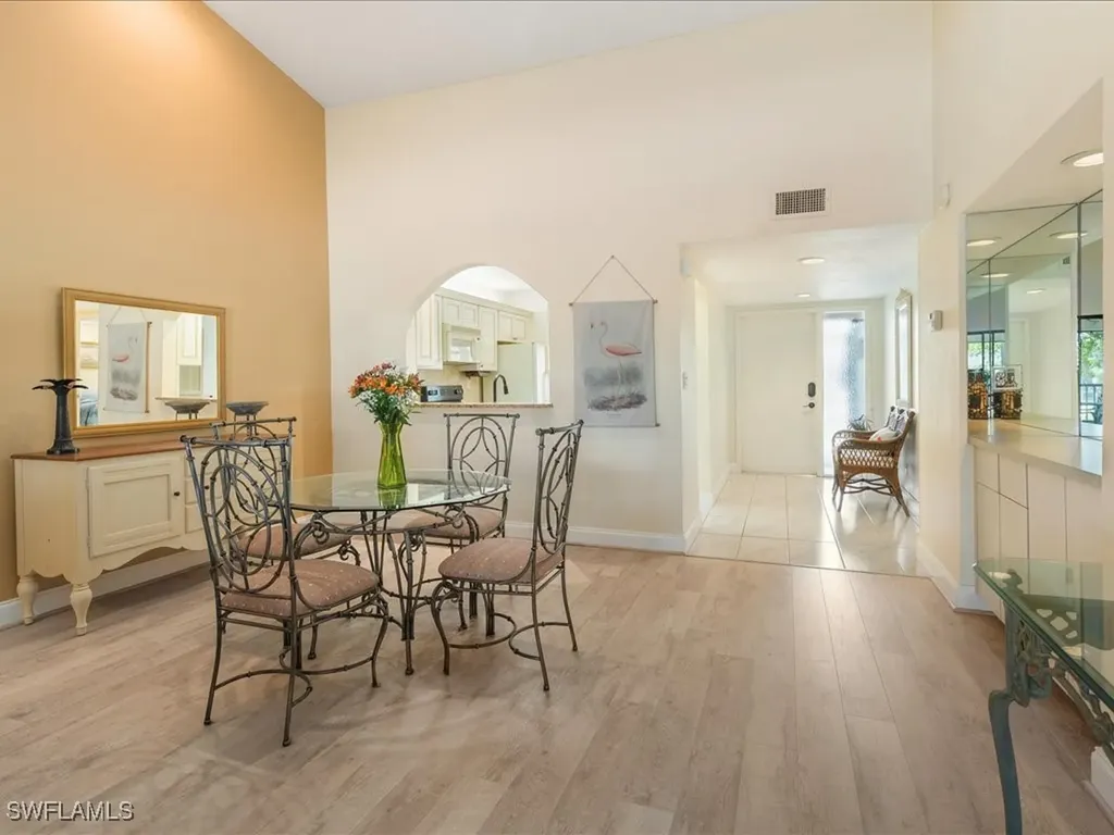 1806 Kings Lake Boulevard Naples FL 34112