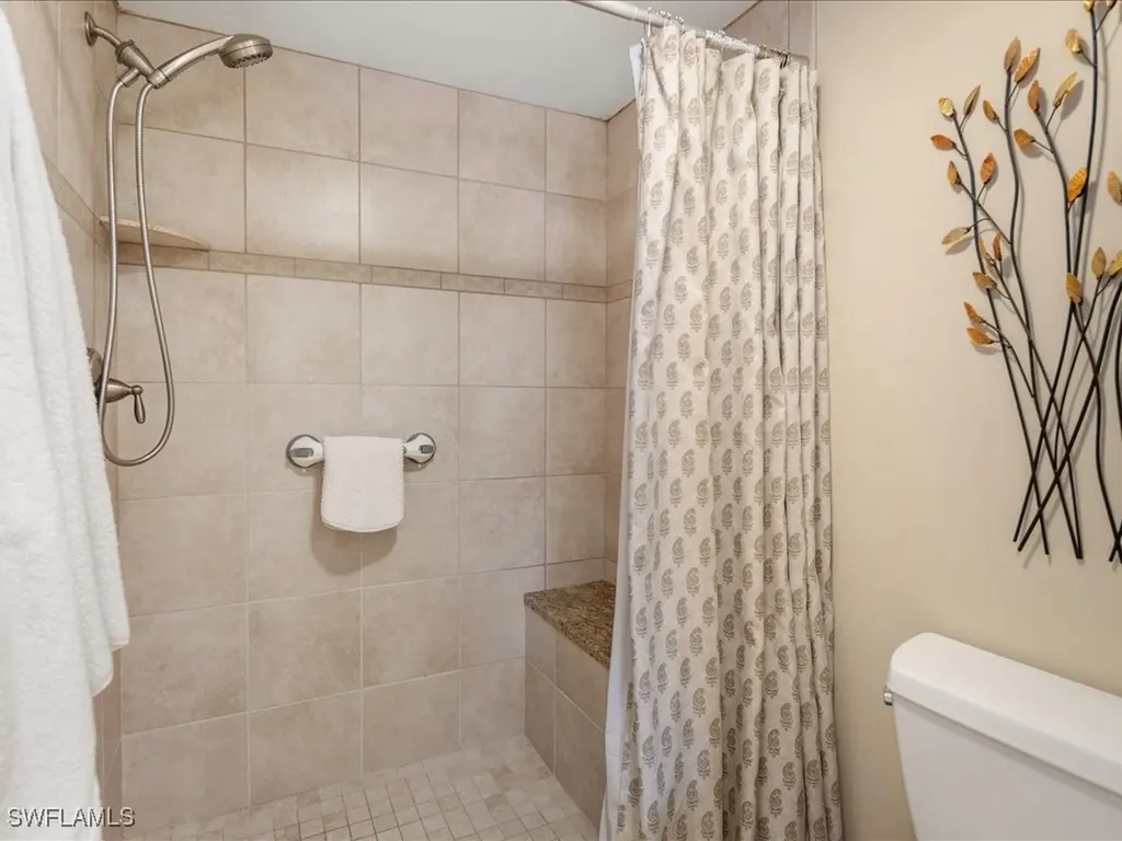 1806 Kings Lake Boulevard Naples FL 34112