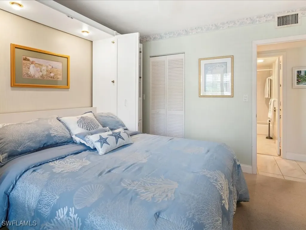 1806 Kings Lake Boulevard Naples FL 34112