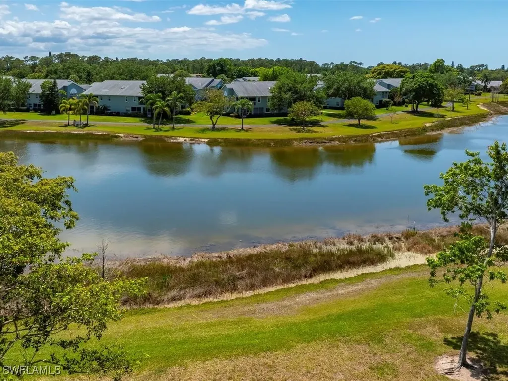 1806 Kings Lake Boulevard Naples FL 34112