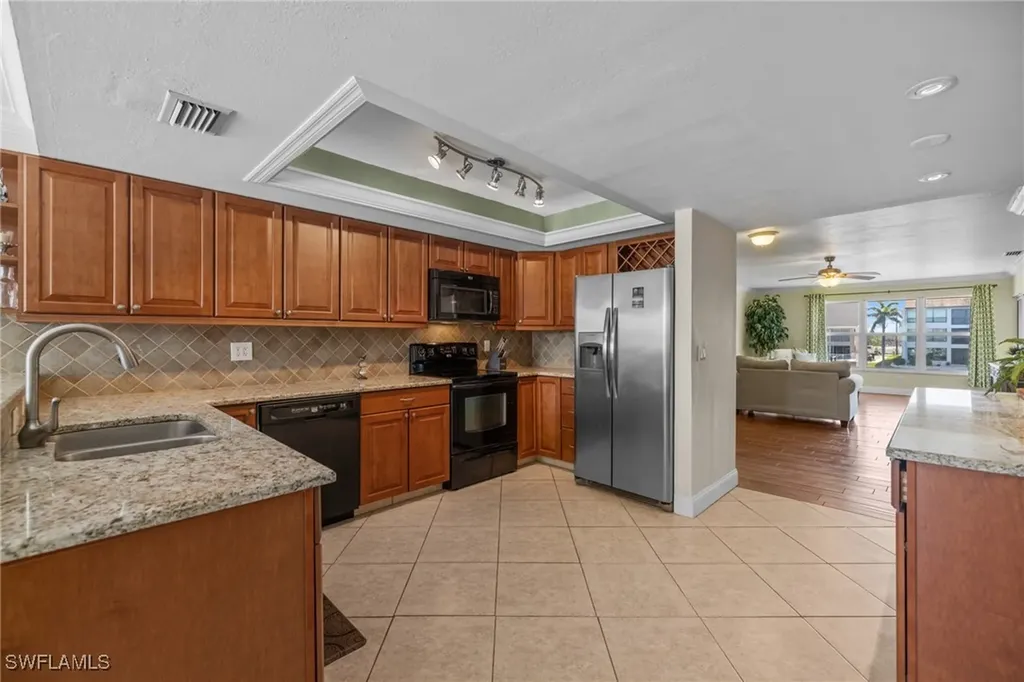 4211 SE 19th Place Cape Coral FL 33904