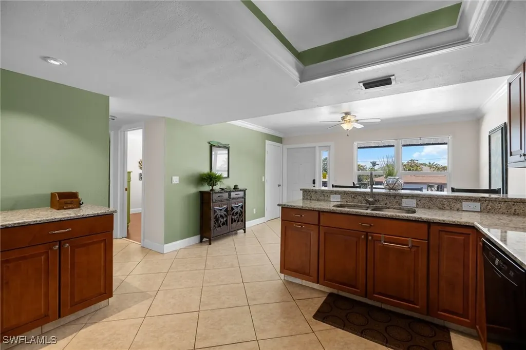 4211 SE 19th Place Cape Coral FL 33904