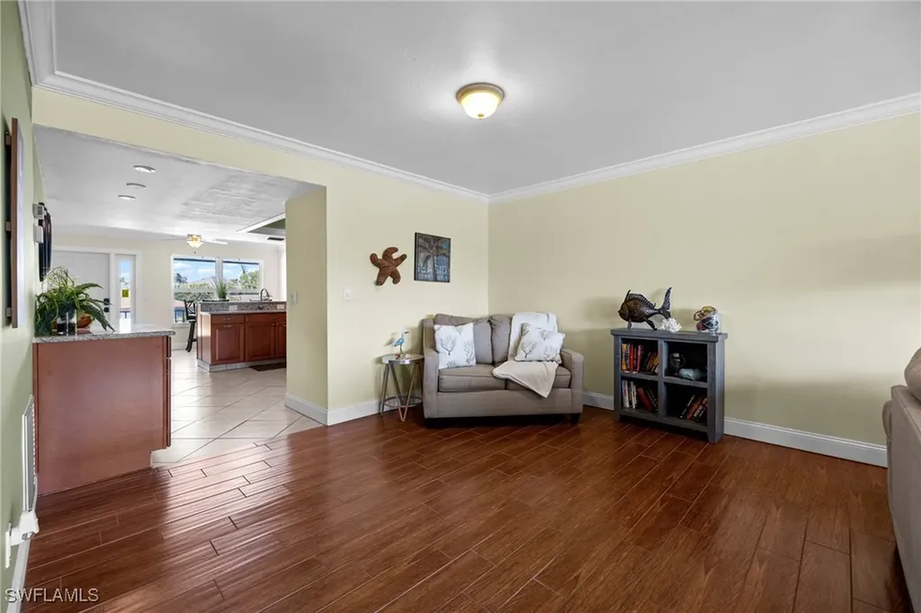 4211 SE 19th Place Cape Coral FL 33904