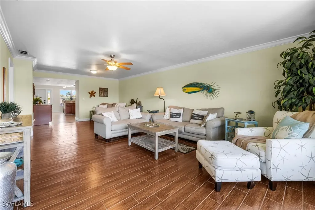 4211 SE 19th Place Cape Coral FL 33904