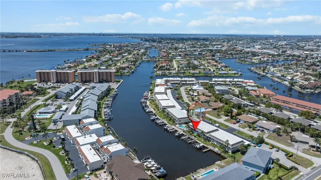 4211 SE 19th Place Cape Coral FL 33904