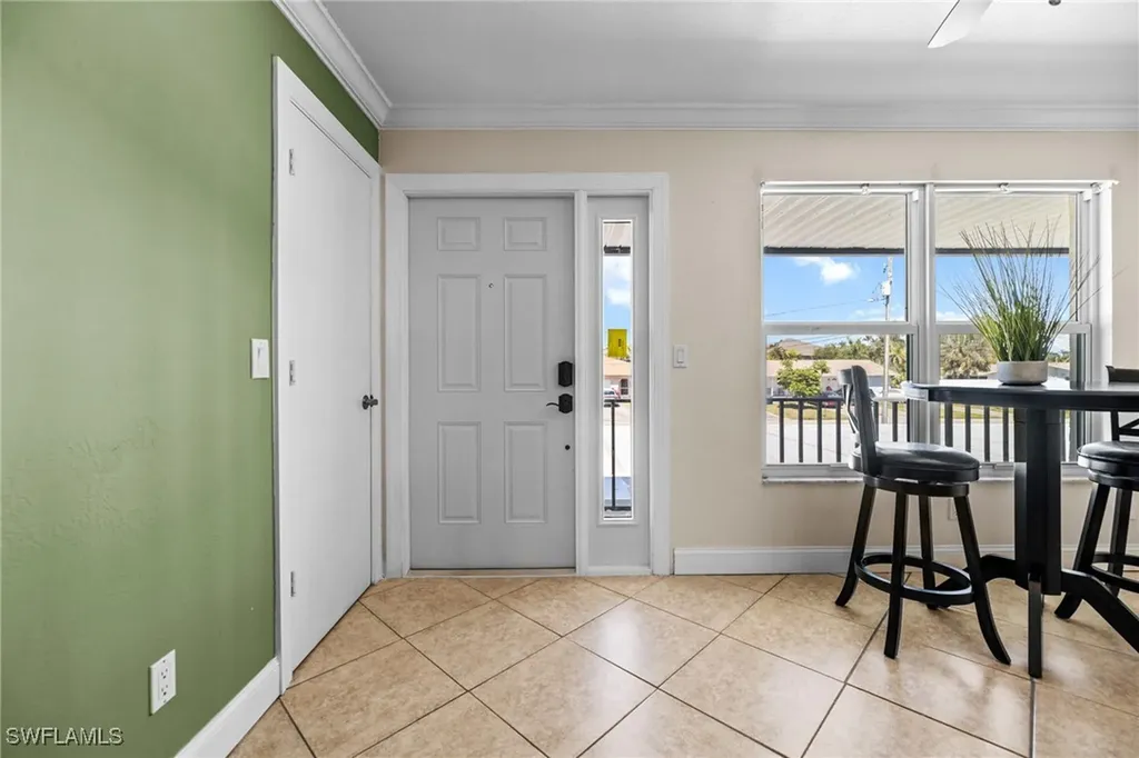 4211 SE 19th Place Cape Coral FL 33904