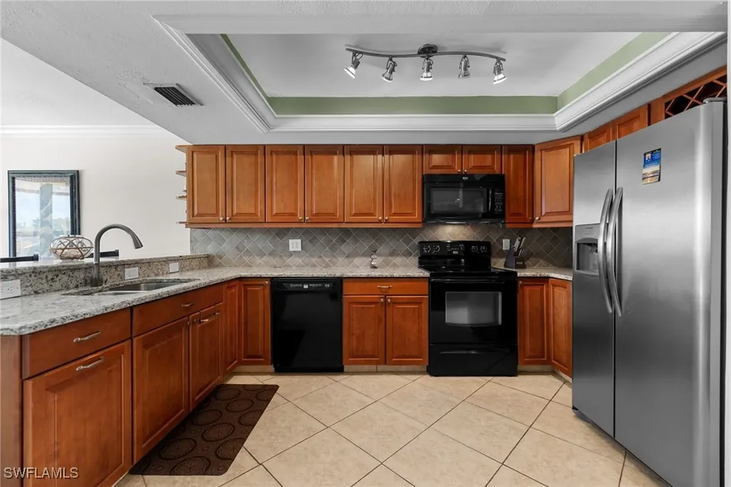 4211 SE 19th Place Cape Coral FL 33904